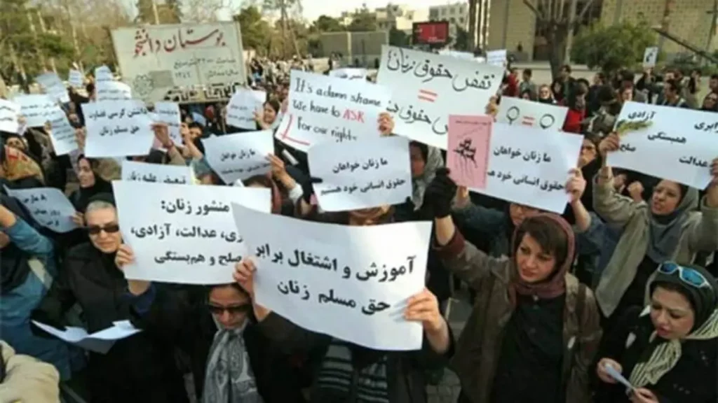 بزووتنەوەی ژنان وەک بزووتنەوەیەکی زیندوو لەگەڵ هەوراز و نشیوەکانی